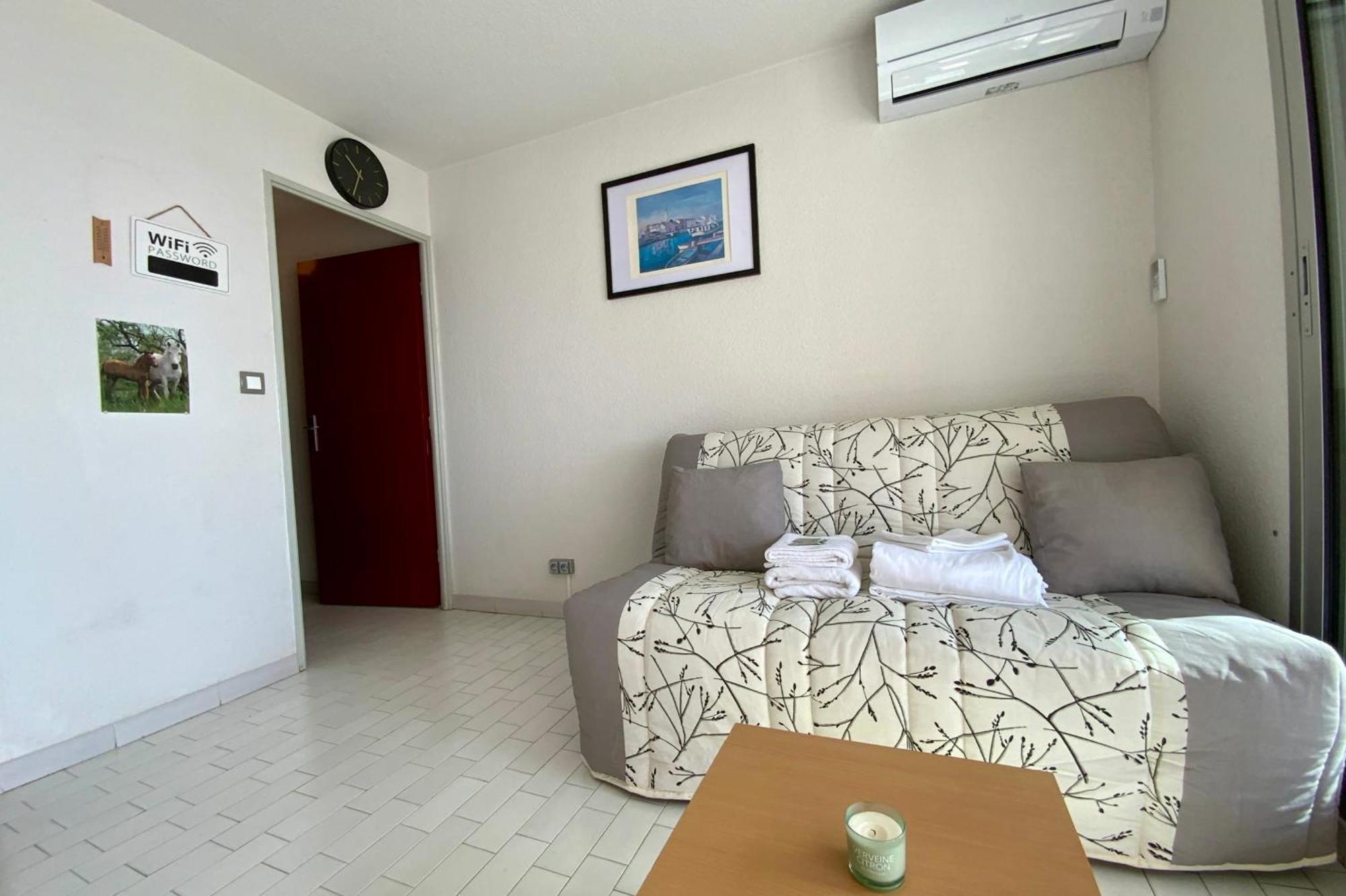 Groomi Le Cap D'Or- Beachfront With Air Conditioning! Палава-ле-Фло Экстерьер фото